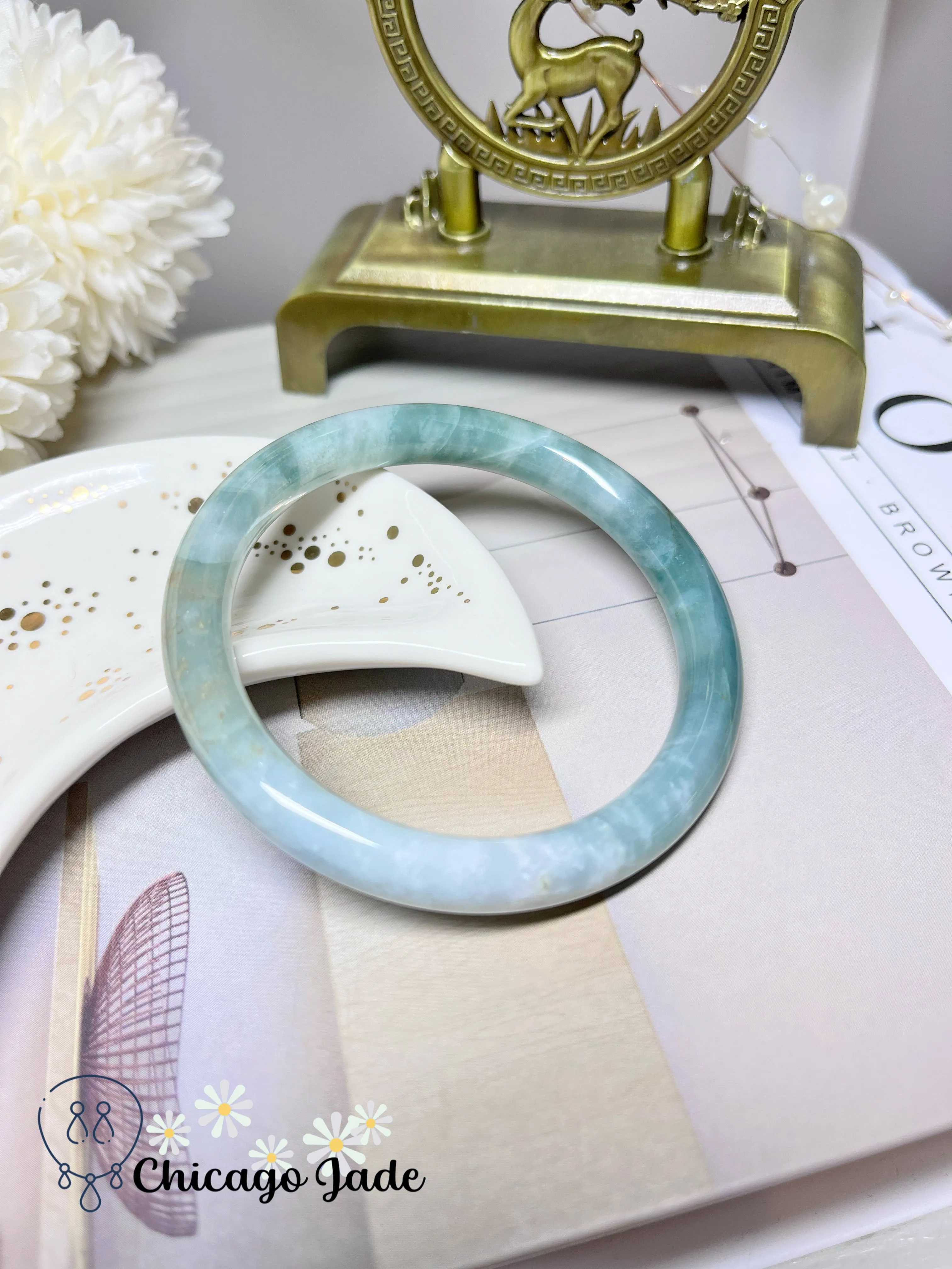 57.1mm Size M Half Green Half White Natural Jadeite Jade Feicui Bangle Handmade Gift