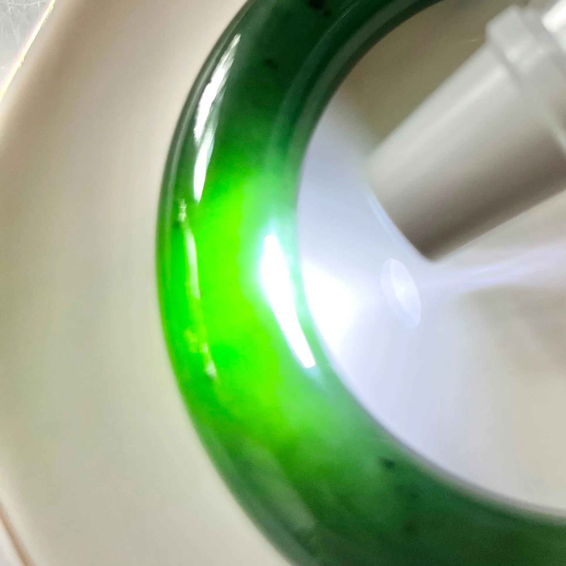 Certified Genuine Siberian spinach green premium nephrite jade bracelet bangle - inner diameter 54mm