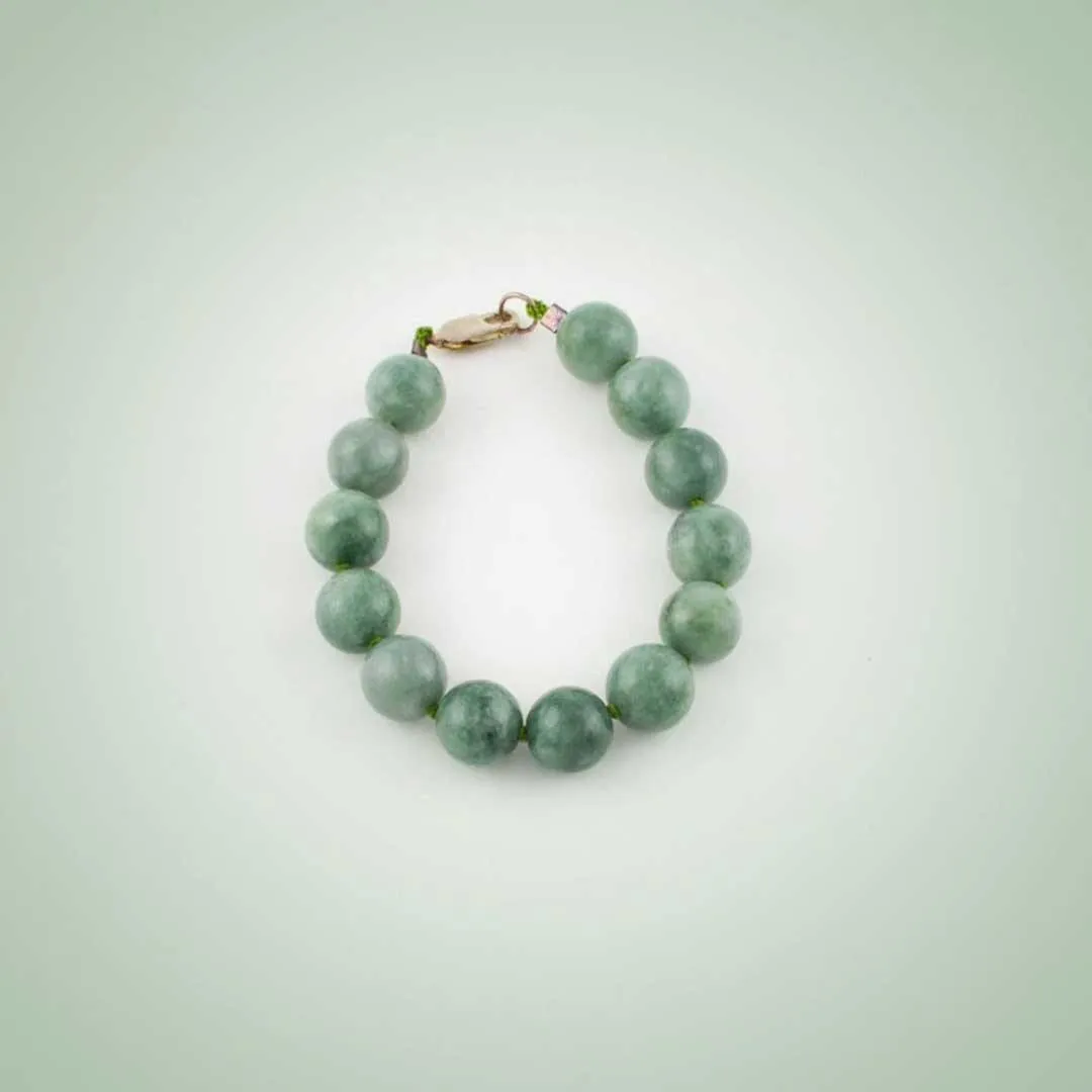Green Jade beaded bracelet