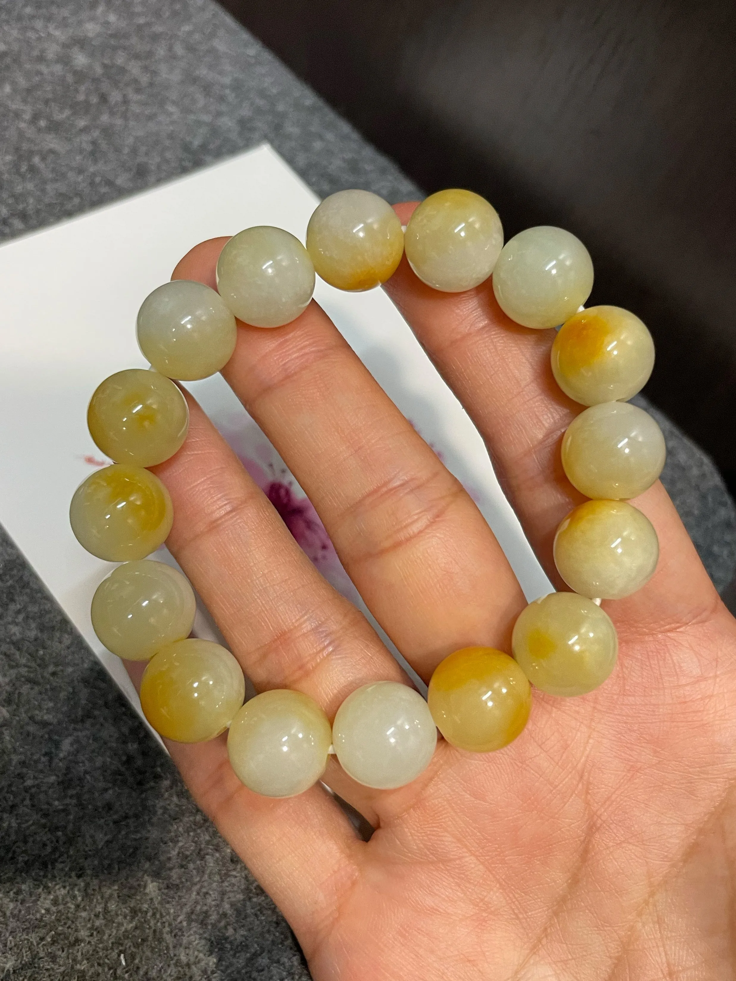 Yellow Jade Bracelet - Round Beads (NJBA143)
